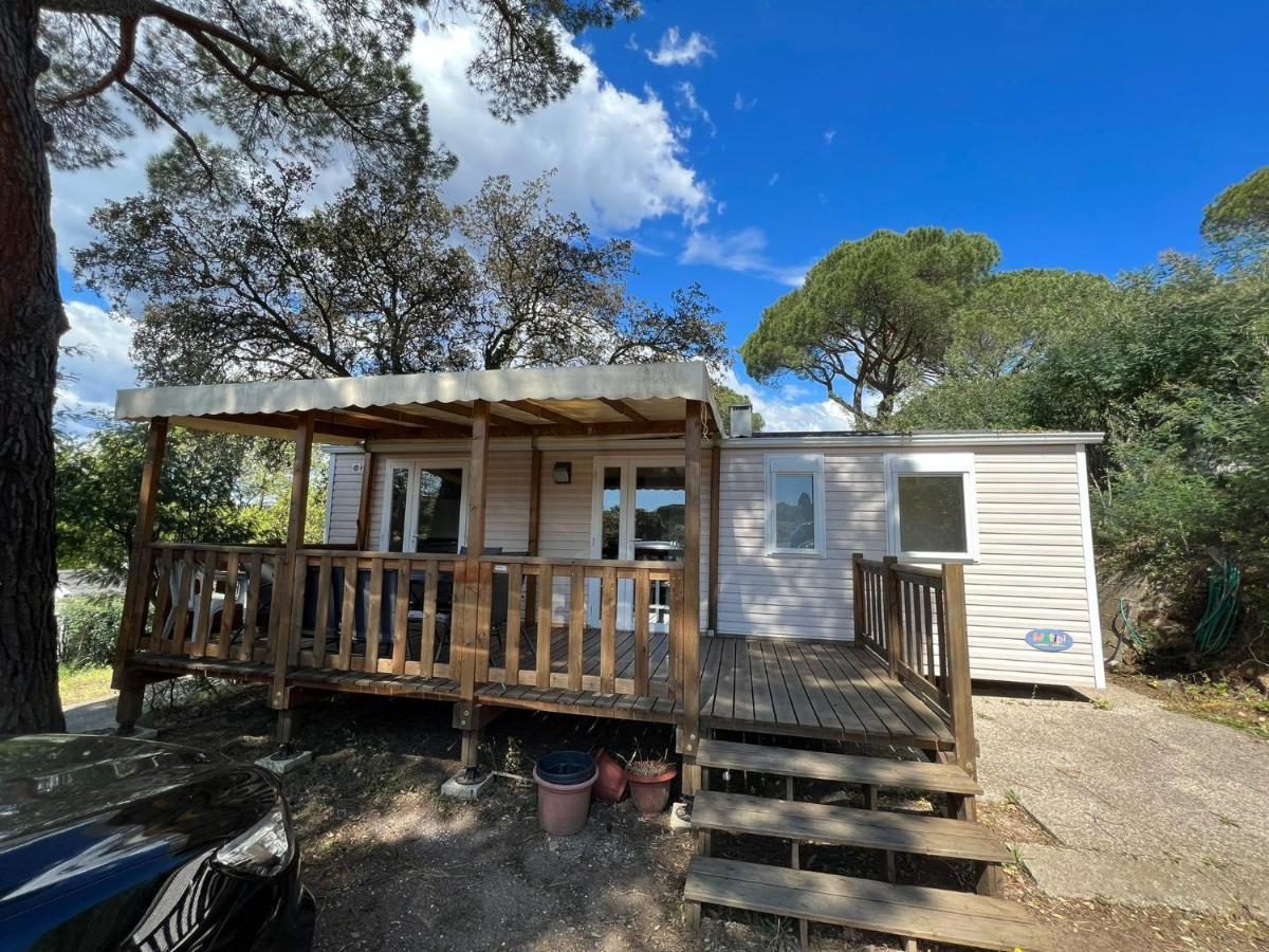 Bungalow Luxe 3 Chambres Surplombant Le Golf De St Tropez Gassin Exterior photo