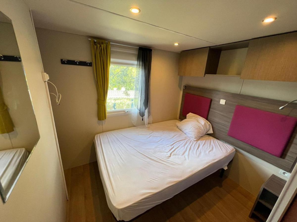 Bungalow Luxe 3 Chambres Surplombant Le Golf De St Tropez Gassin Exterior photo